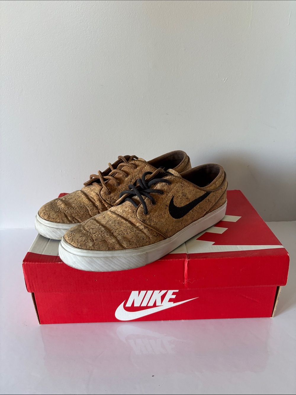 NIKE SB Stefan Janoski Elite Cork Skate Shoes Mens Size 7.5 Brown Sneakers